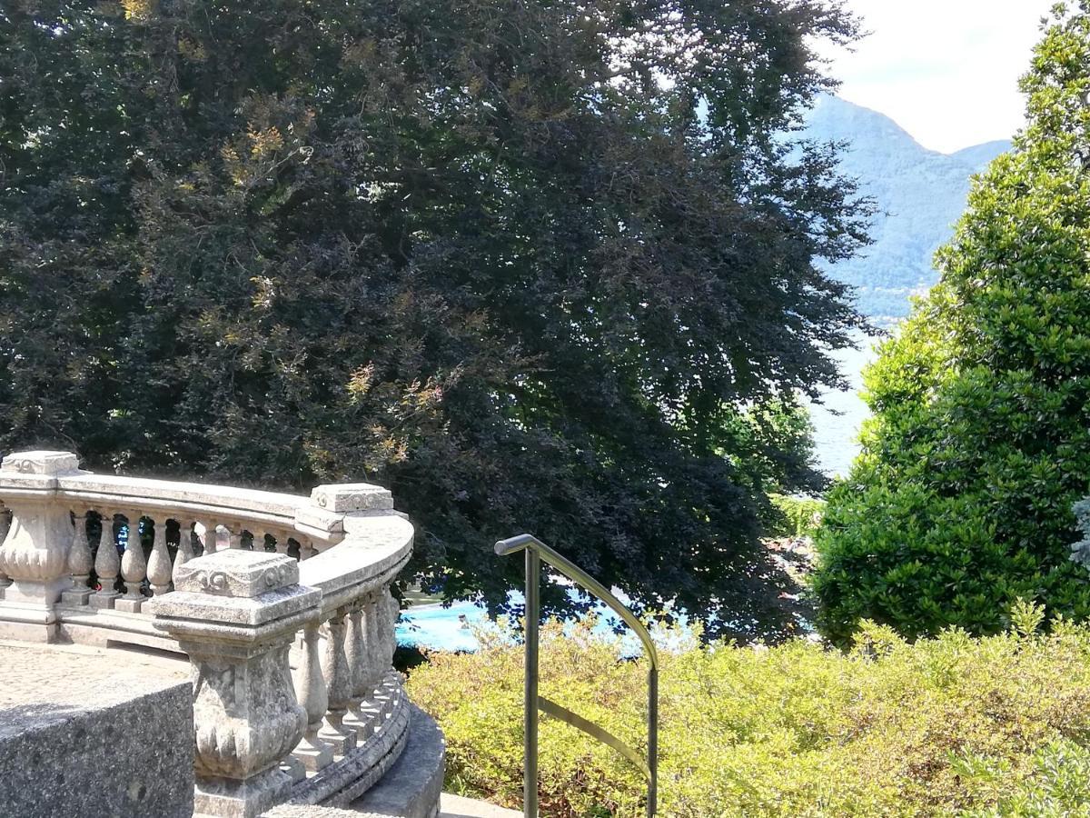 Casa Anna - Parco Hermitage Porto Valtravaglia Bagian luar foto